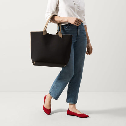 Rothys The Lightweight Tote in Black Portobello