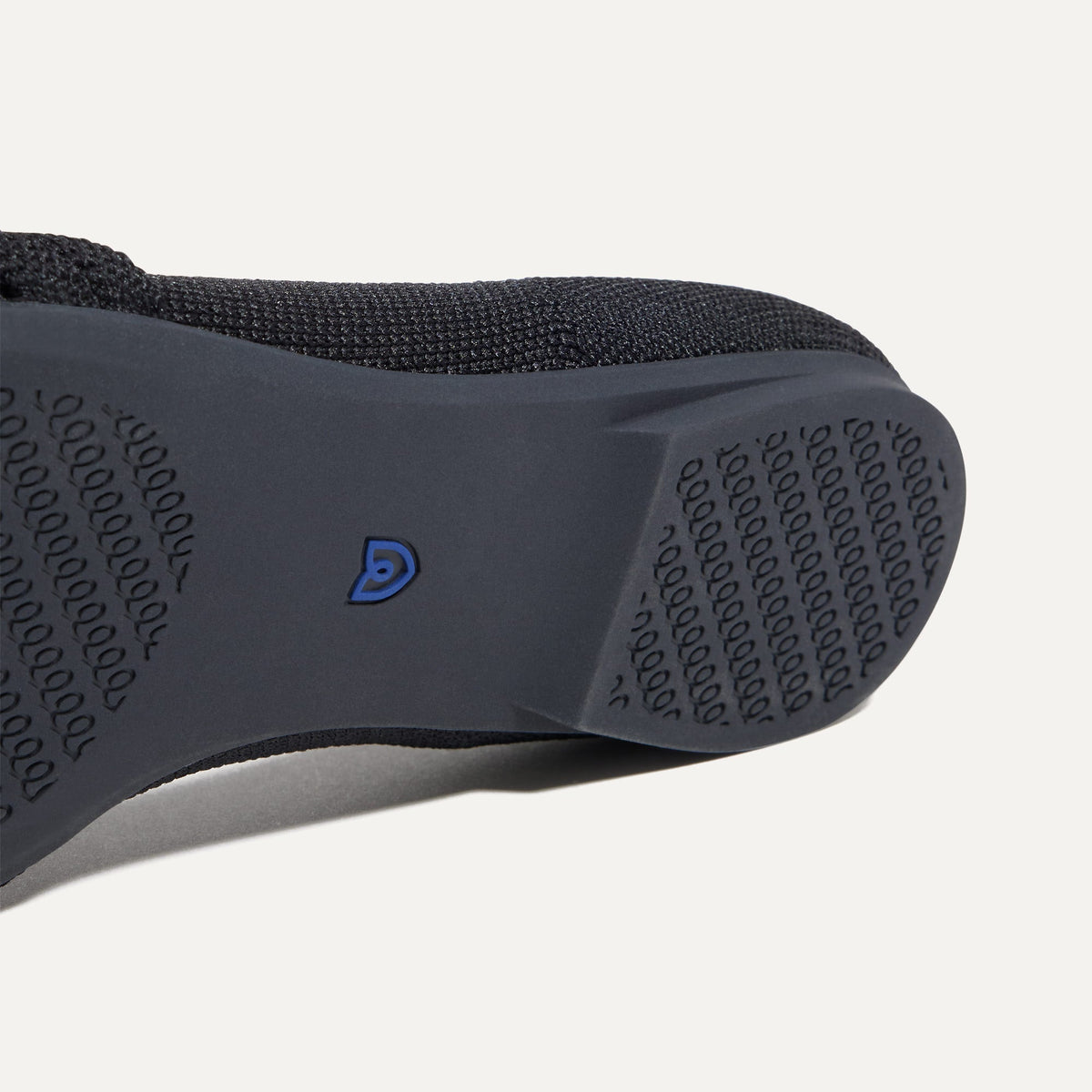 Rothys The Knot Point II in Black