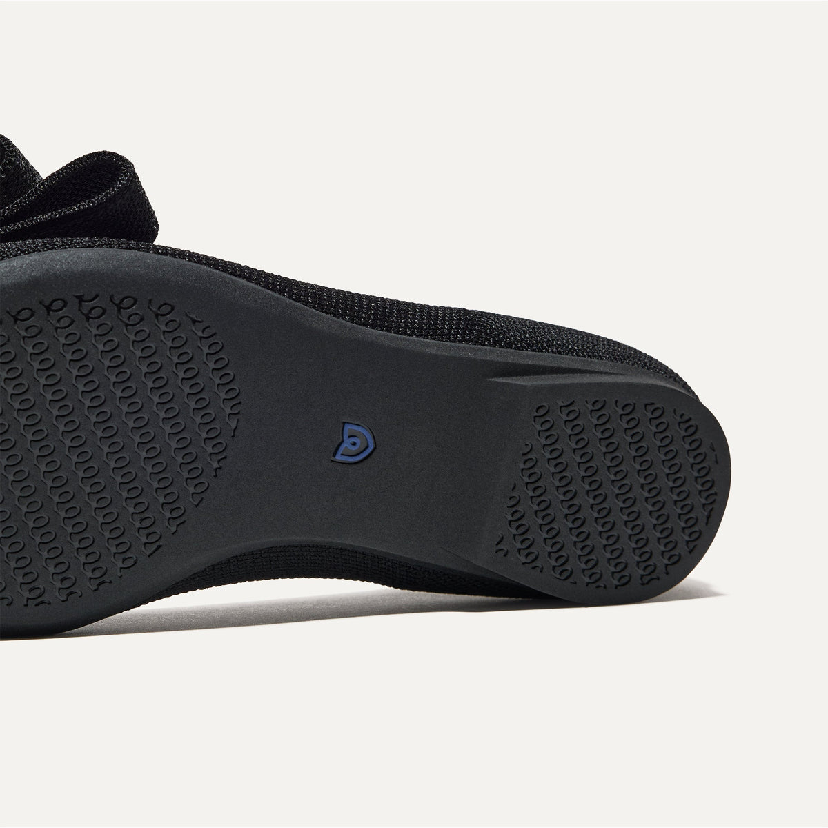 Rothys The Bow Point II in Siren
