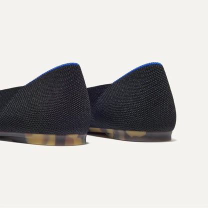 Rothys The Emblem Point II in Black
