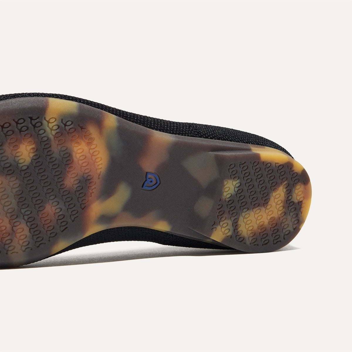 Rothys The Emblem Point II in Black