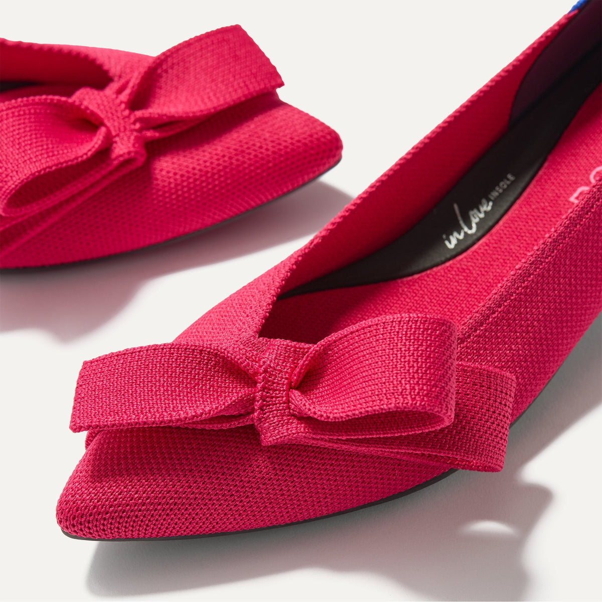 Rothys The Bow Point II in Rouge