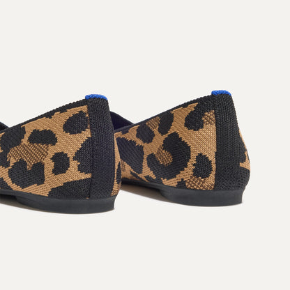 Rothys The Max Square in Amber Cat