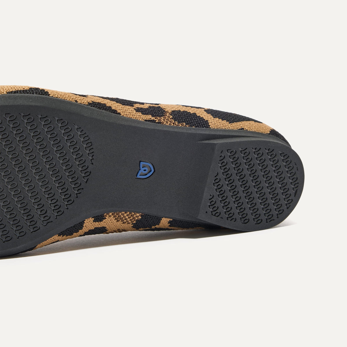 Rothys The Max Square in Amber Cat