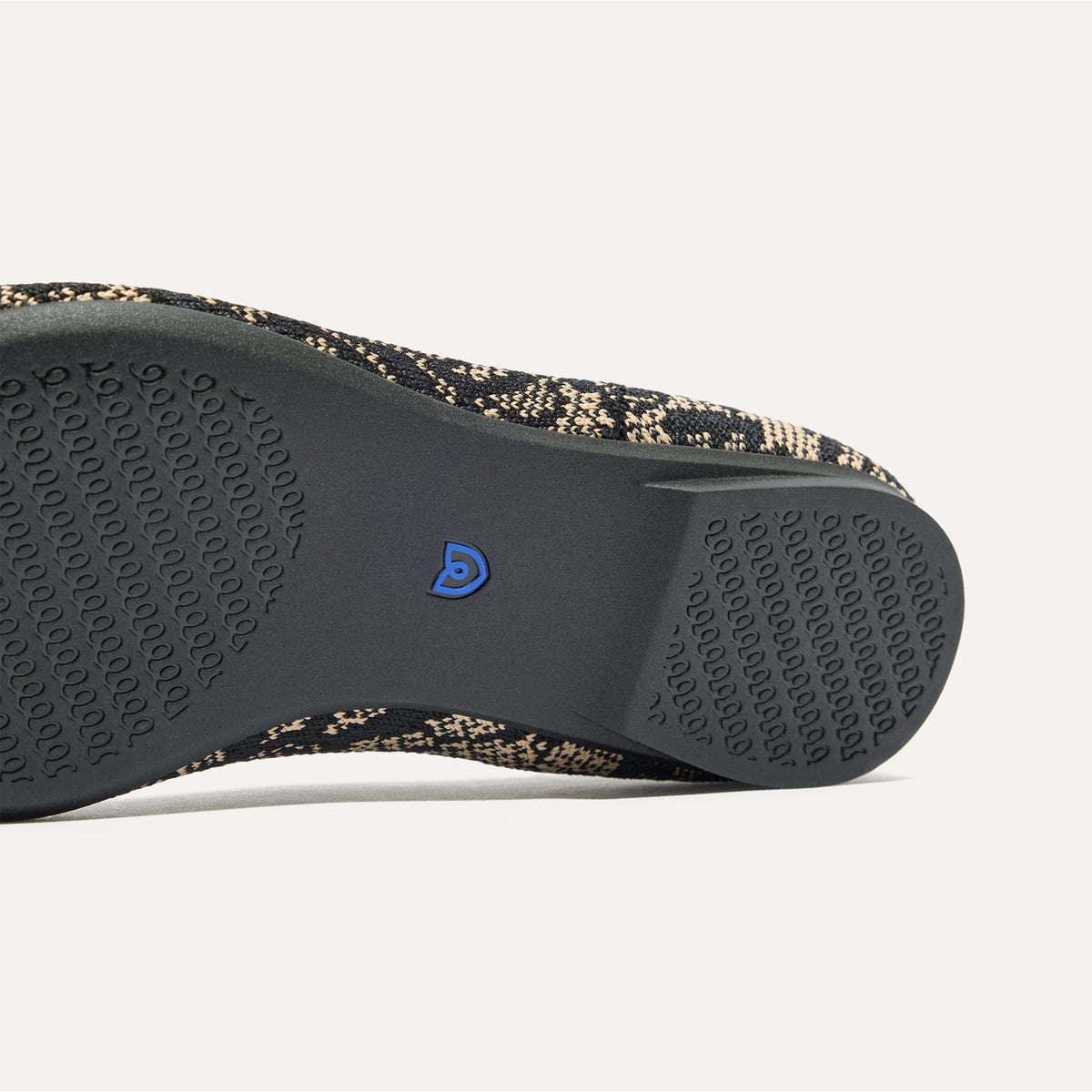 Rothys The Point II in Chantilly Noir