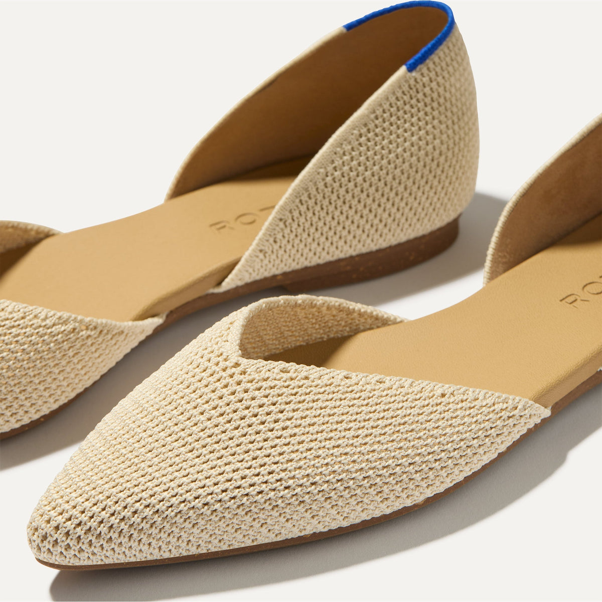 Rothys The D'Orsay Point in Conch Raffia-Knit