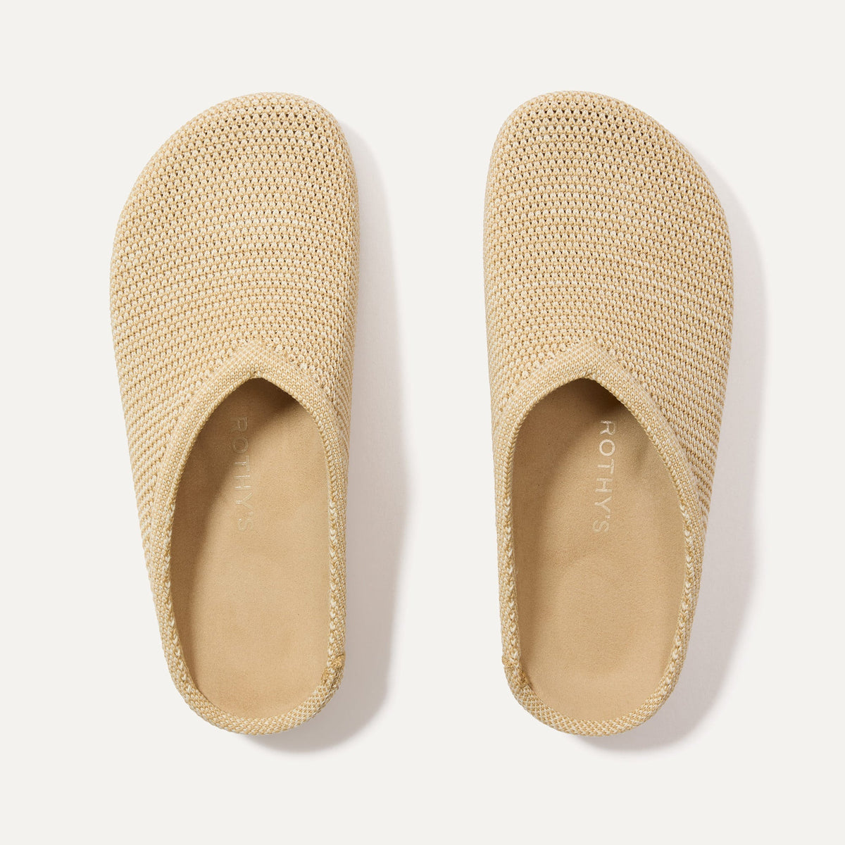Rothys The Casual Clog in Pelican Raffia-Knit