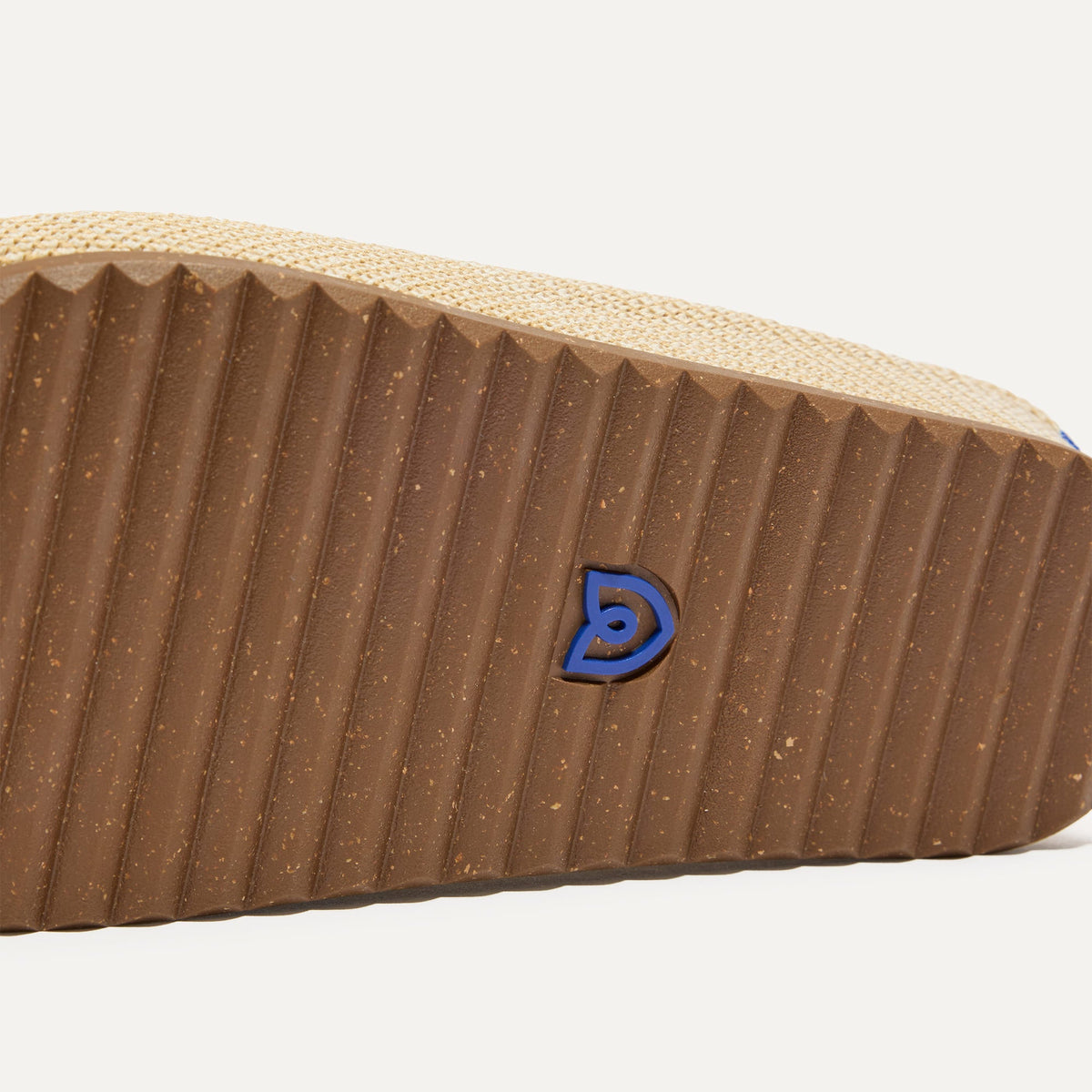Rothys The Casual Clog in Pelican Raffia-Knit