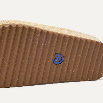 Rothys The Casual Clog in Pelican Raffia-Knit