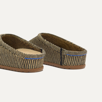 Rothys The Casual Clog in Toffee Raffia-Knit