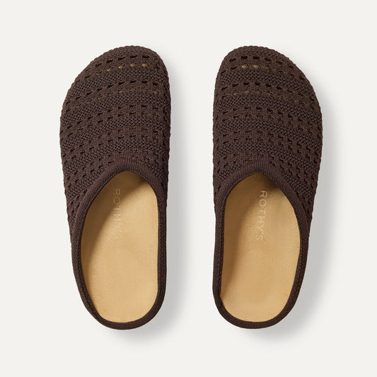 Rothys The Casual Clog in Chocolate Crochet