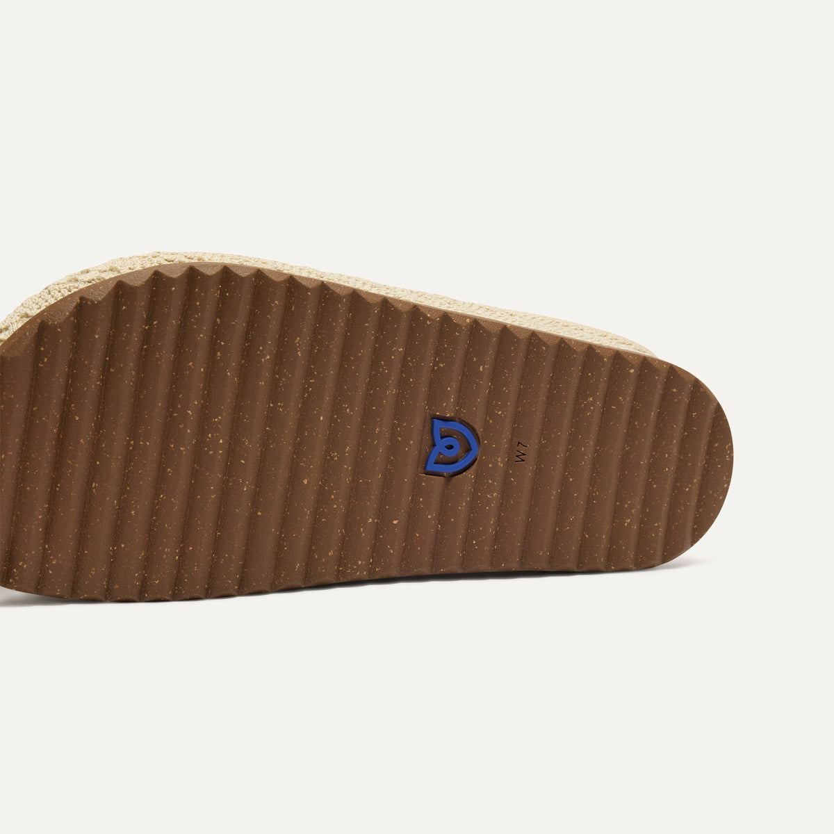 Rothys The Casual Clog in Powder Crochet