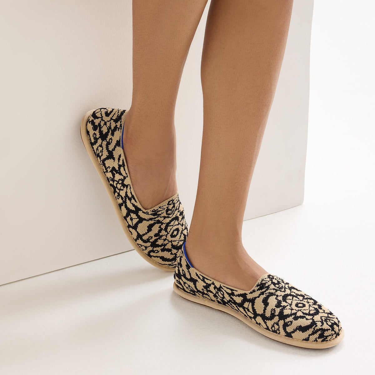 Rothys Women's Cruiser Loafer in Espresso Bloom