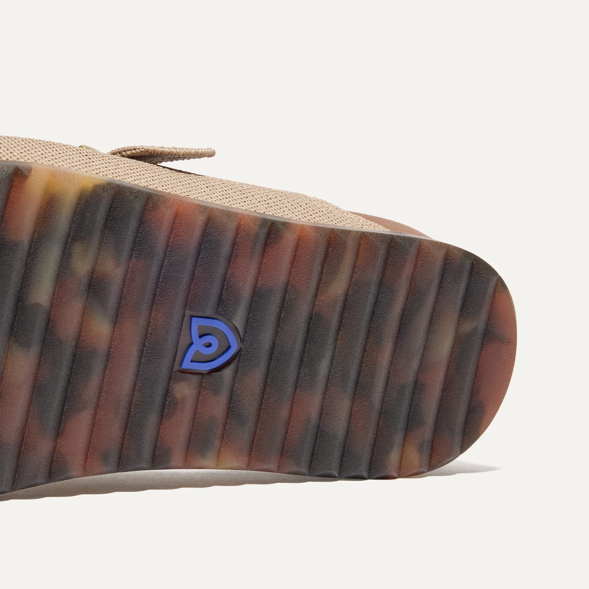 Rothys The Buckle Slide in Dune
