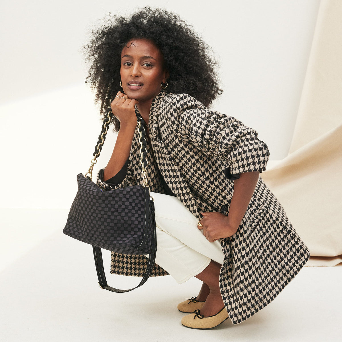 Rothys The Daily Crossbody in Black Sand