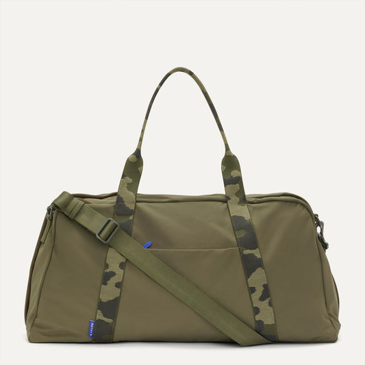 Rothys Lightweight Travel Duffel Bag in Forest