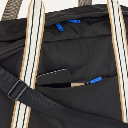 Rothys Lightweight Travel Duffel Bag in Ink