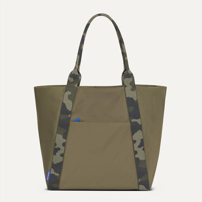 Rothys The Travel Tote in Forest