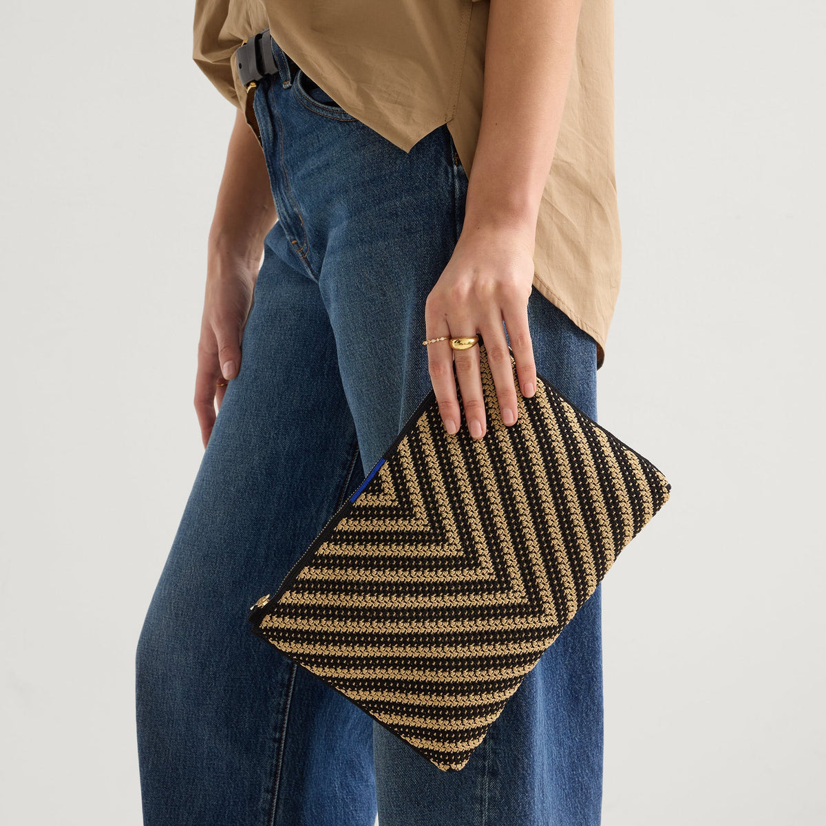 Rothys The Convertible Clutch in Toffee Chevron