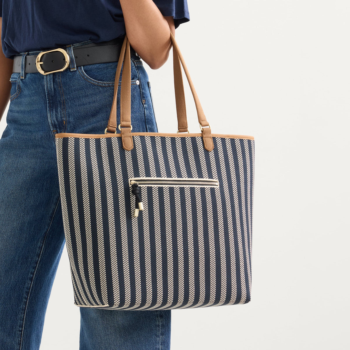 Rothys The Two-Way Tote in Shadow
