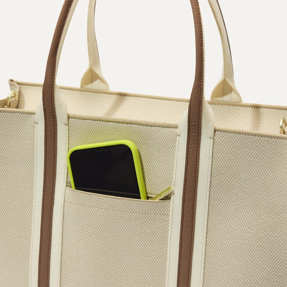 Rothys The Classic Tote in Buttercream