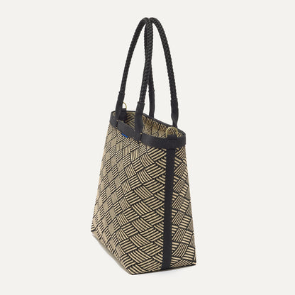 Rothys The Lightweight Zipper Tote in Polar Zig Zag