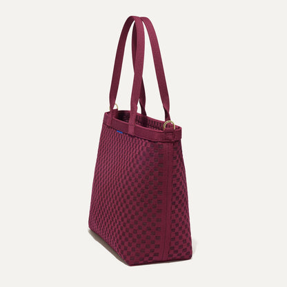 Rothys The Lightweight Zipper Tote in Cabernet Check