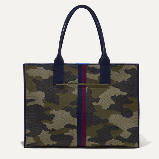 Rothys The Classic Tote in Spruce Camo