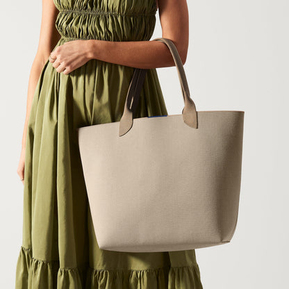 Rothys The Lightweight Tote in Soft Sesame