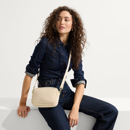 Rothys The Crossbody Camera Bag in Sesame