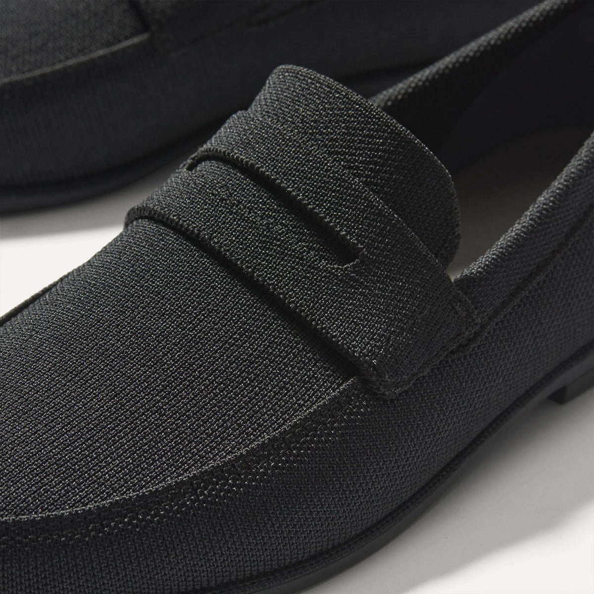 Rothys Men's Ravello Penny Loafer in Black