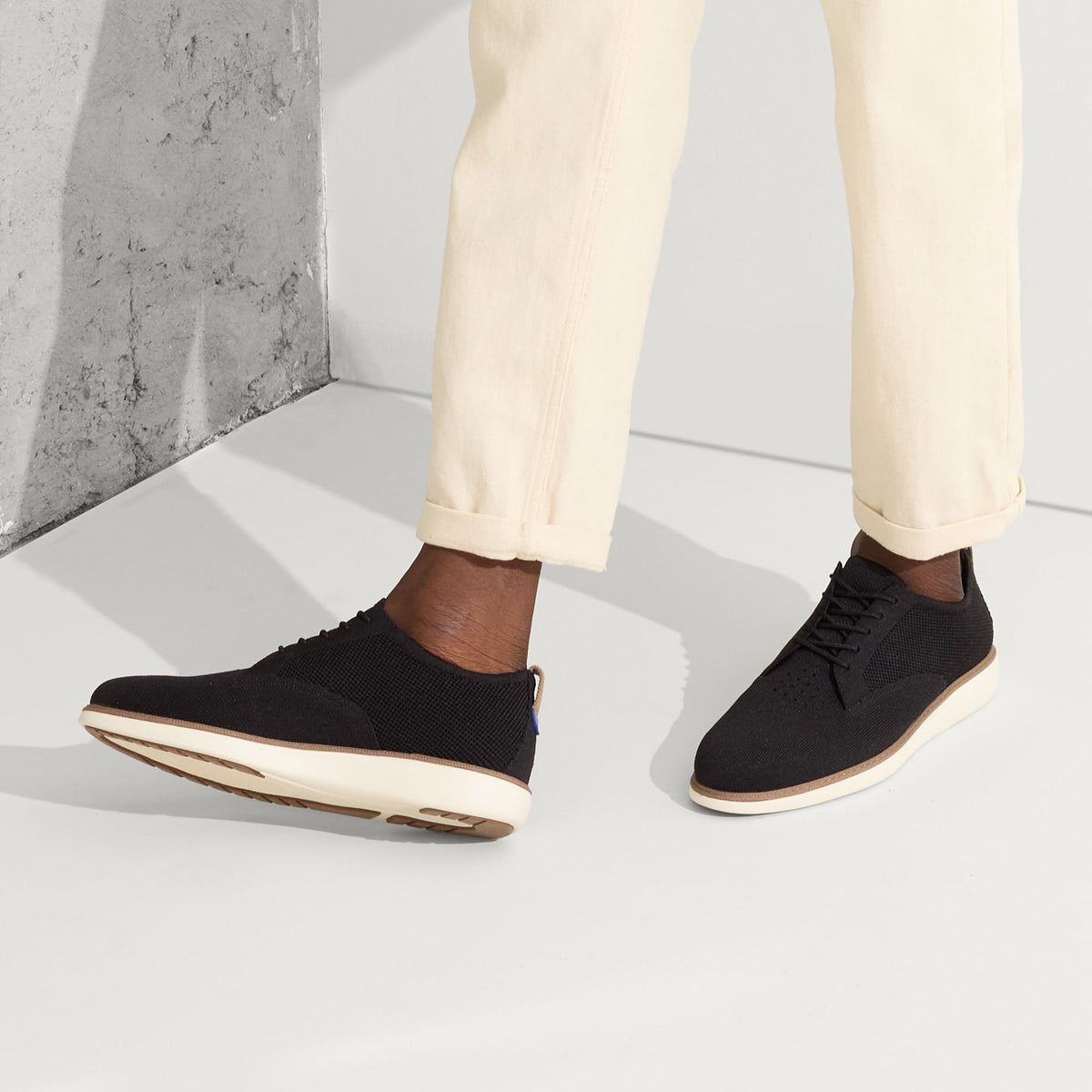 Rothys The Oxford in Black