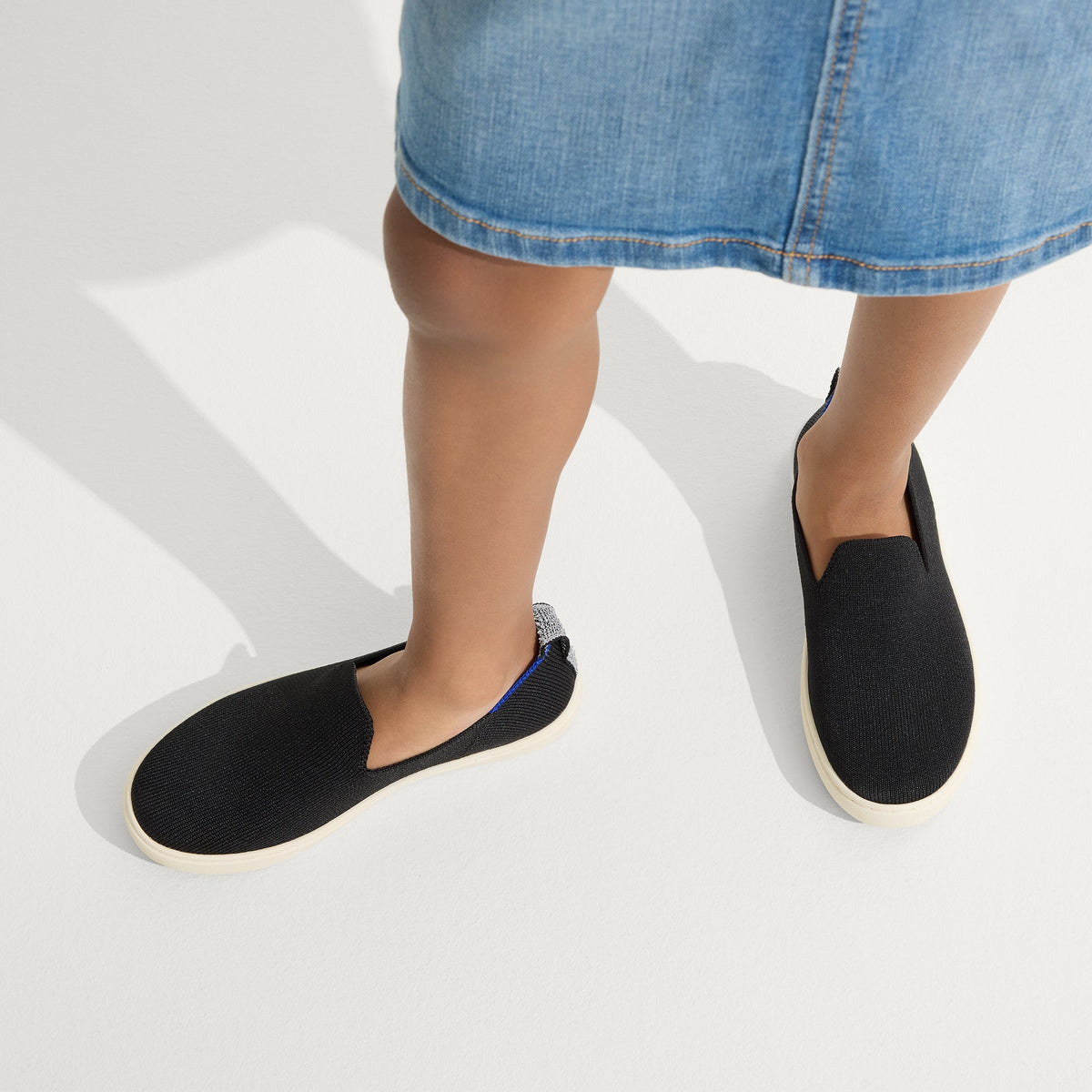 Rothys The Kids Sneaker in Black