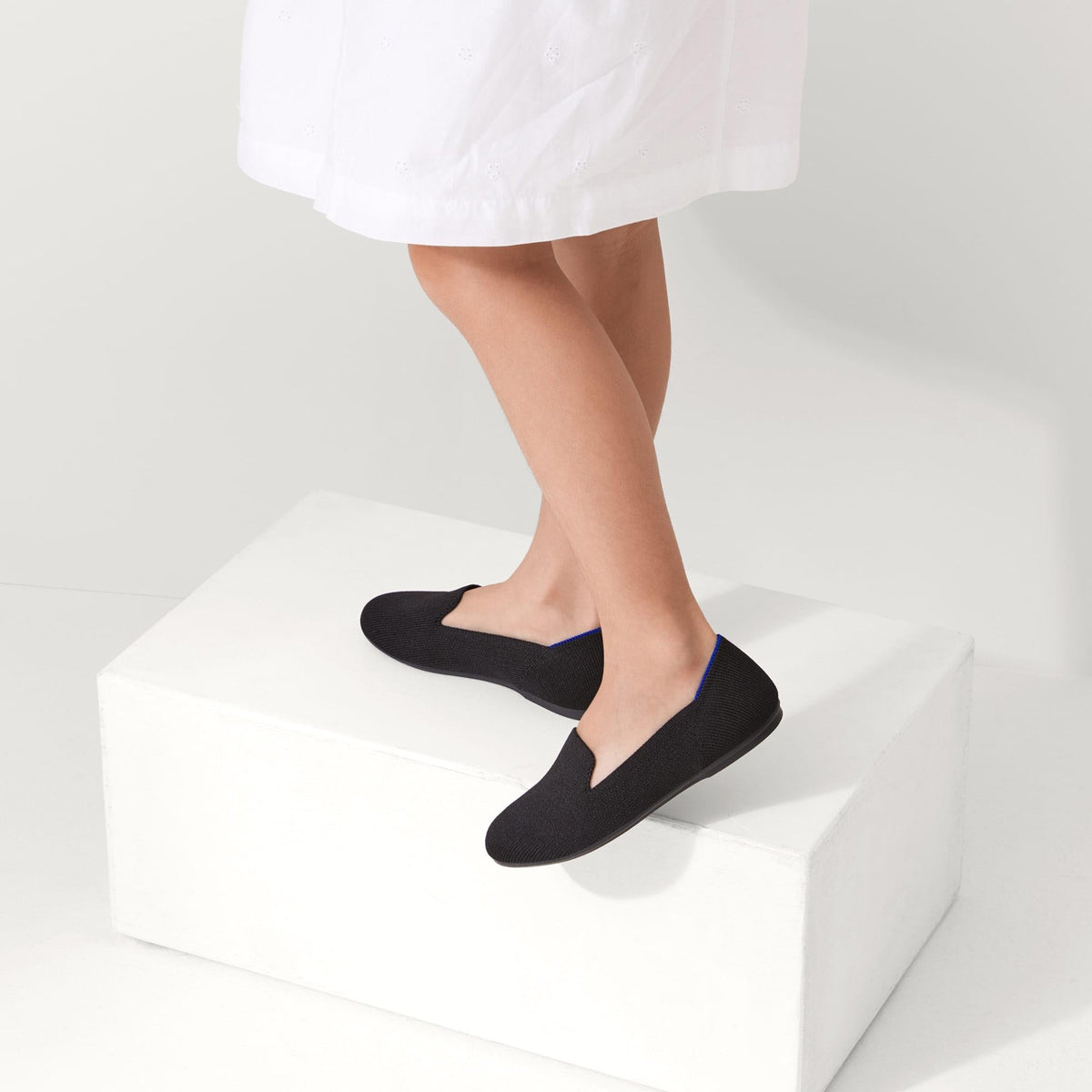 Rothys The Kids Loafer in Black Solid