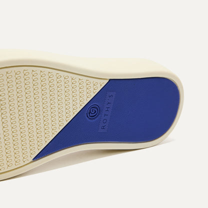 Rothys The Kids Sneaker in Sand