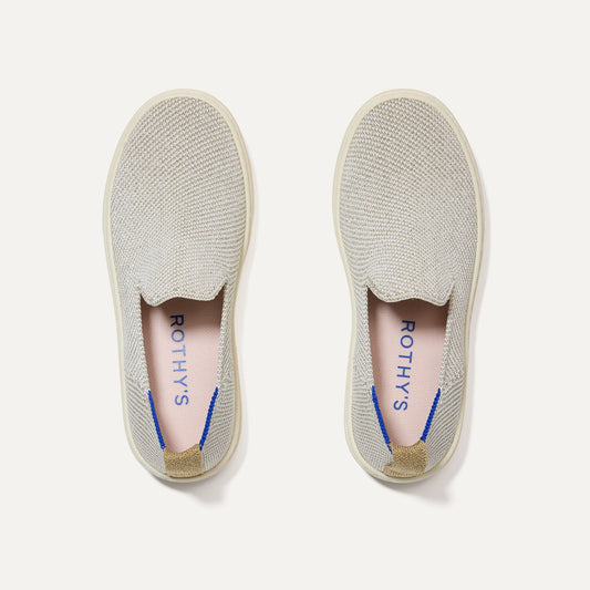 Rothys The Kids Sneaker in Diamond Twill