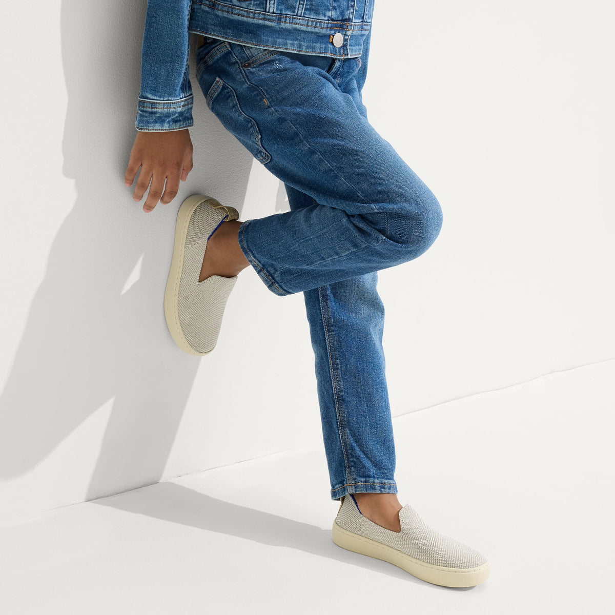 Rothys The Kids Sneaker in Diamond Twill