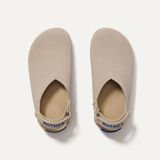 Rothys The Kids Clog in Original Dove