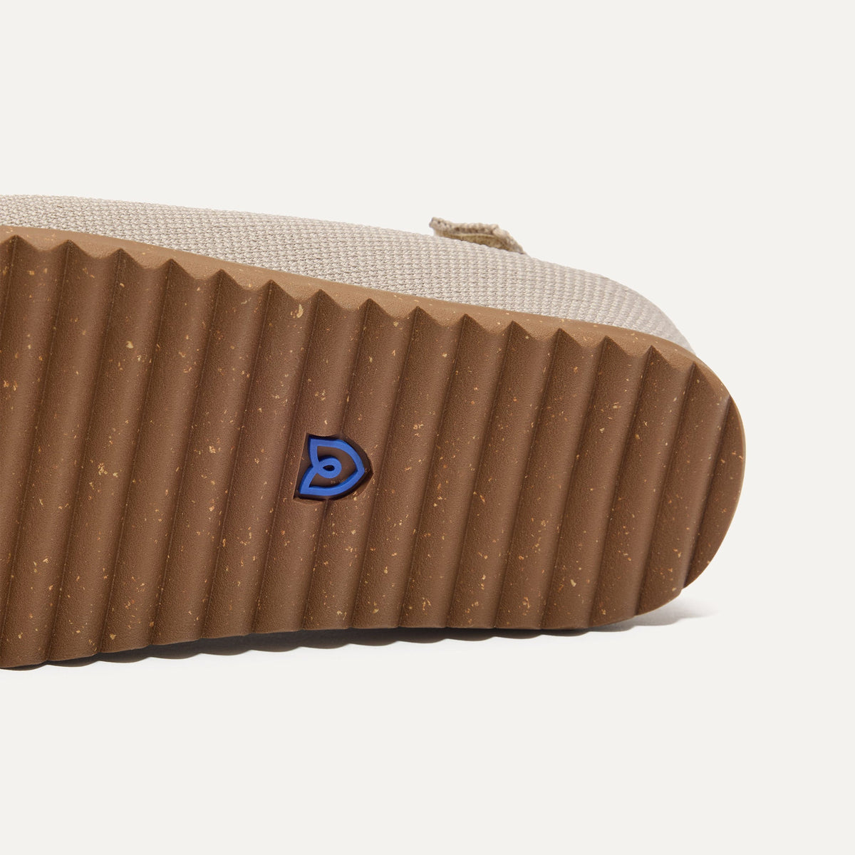 Rothys The Kids Clog in Original Dove