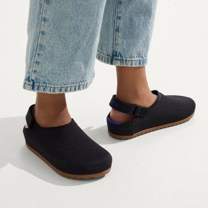 Rothys The Kids Clog in Black