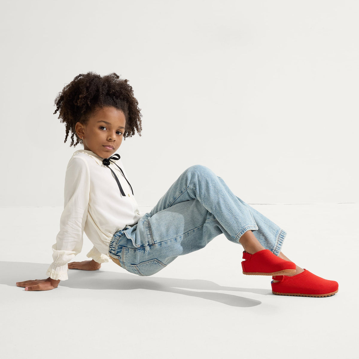 Rothys The Kids Clog in Firetruck Red
