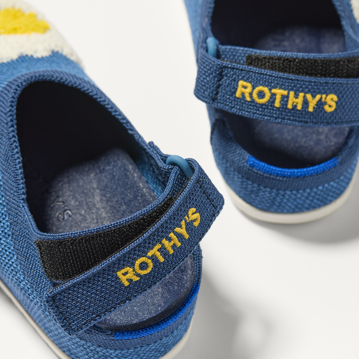 Rothys The Kids Clog in Indigo Daisy