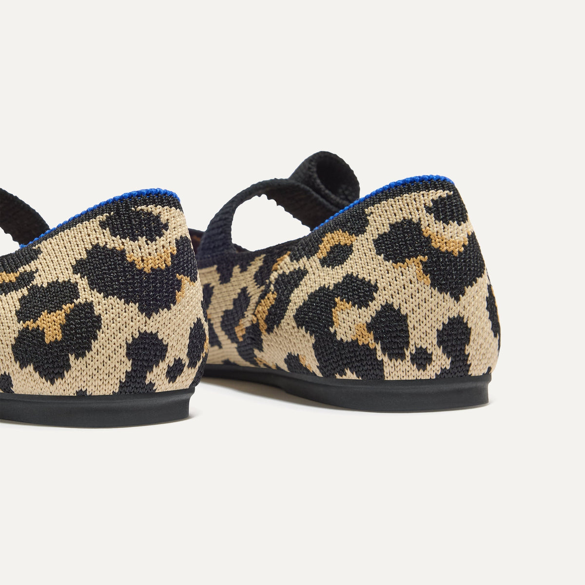 Rothys The Kids Tux Bow Mary Jane in Kitty Cat