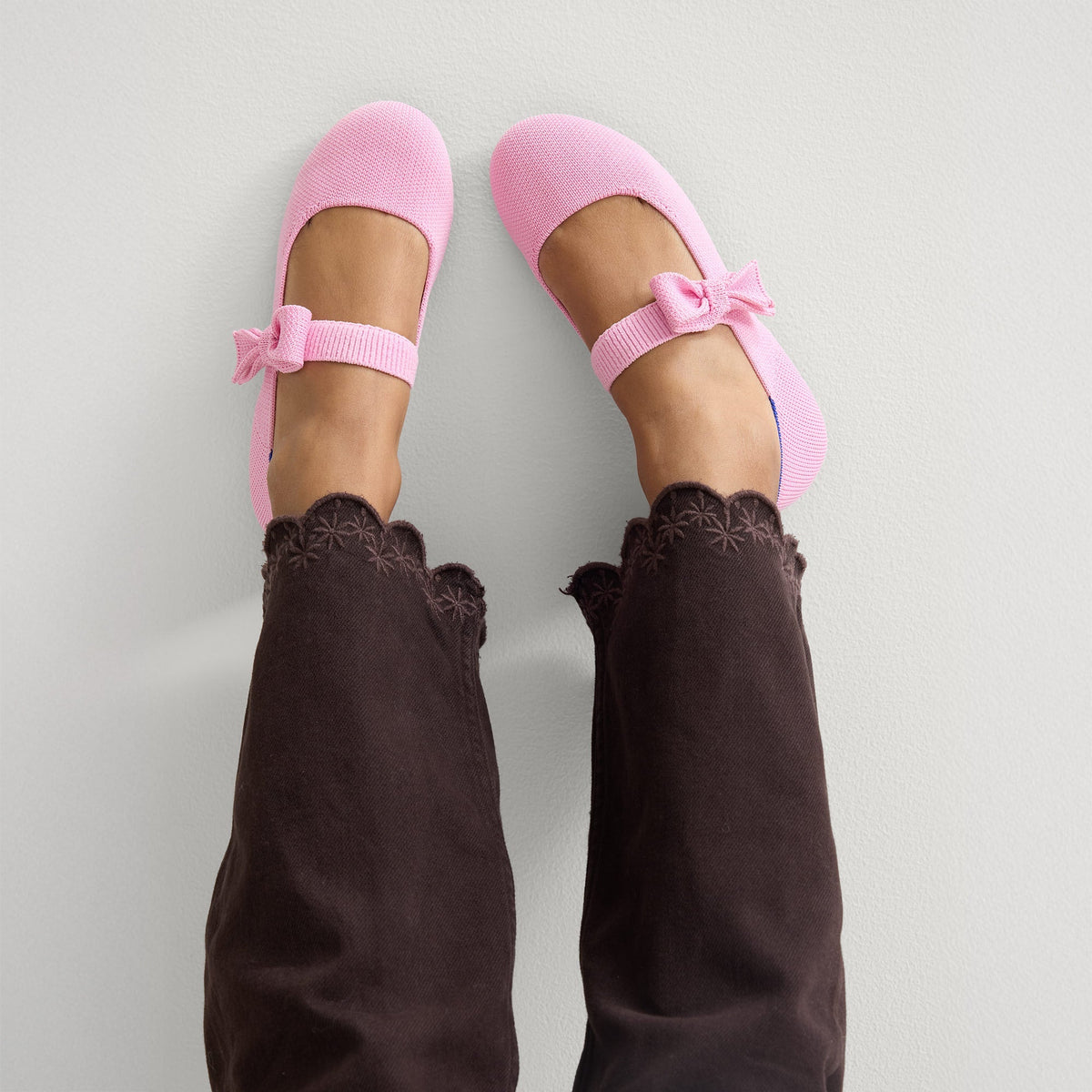 Rothys The Kids Tux Bow Mary Jane in Tutu