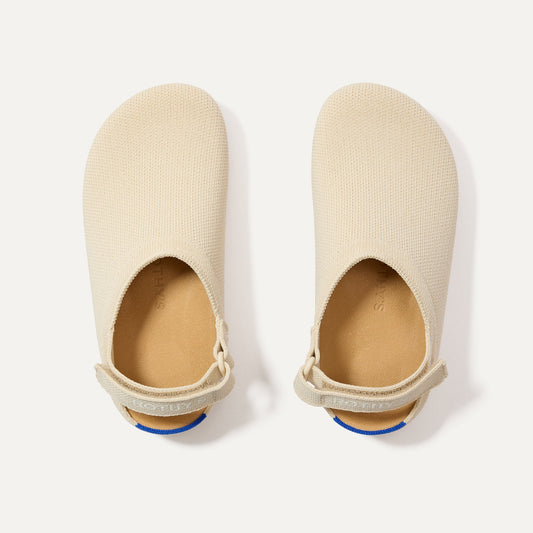 Rothys The Kids Clog in Conch