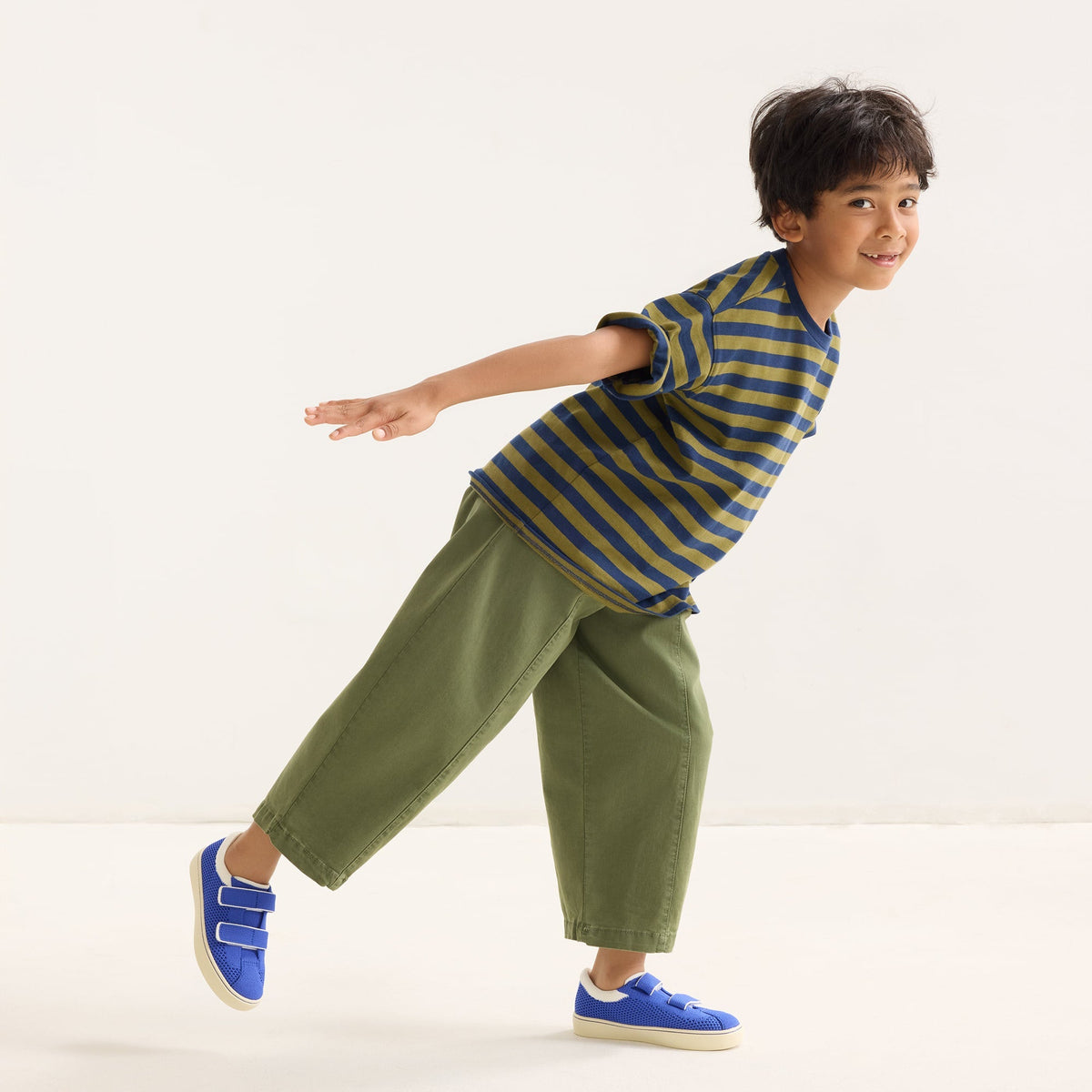 Rothys The Kids Strap Sneaker in Buoy Open-Knit