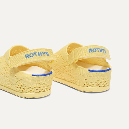 Rothys The Kids Clog in Sunny Crochet