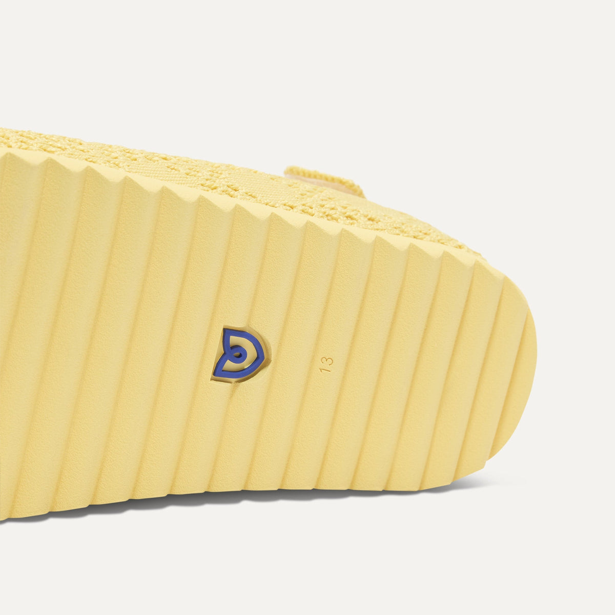 Rothys The Kids Clog in Sunny Crochet