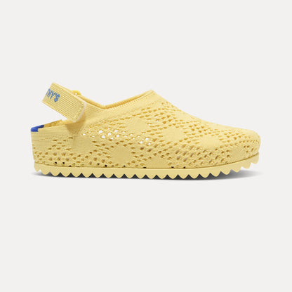 Rothys The Kids Clog in Sunny Crochet